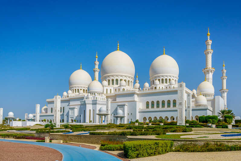 From Dubai: Abu Dhabi Premium Full-Day Sightseeing Tour | GetYourGuide